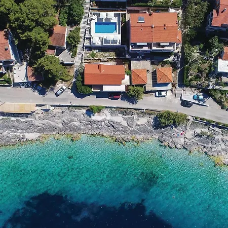 Apartment Two-bedroom In Prigradica