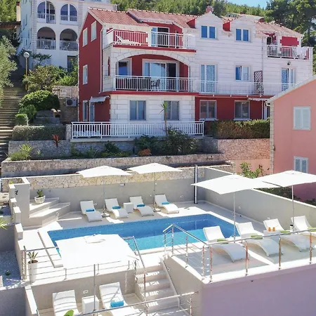 Two-bedroom In Prigradica