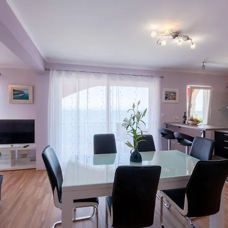Two-bedroom In * Prigradica