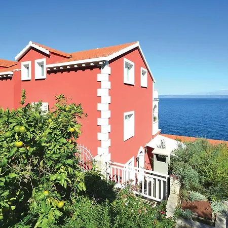 Two-bedroom In شقة *