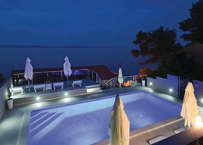 Two-bedroom In Διαμέρισμα Prigradica