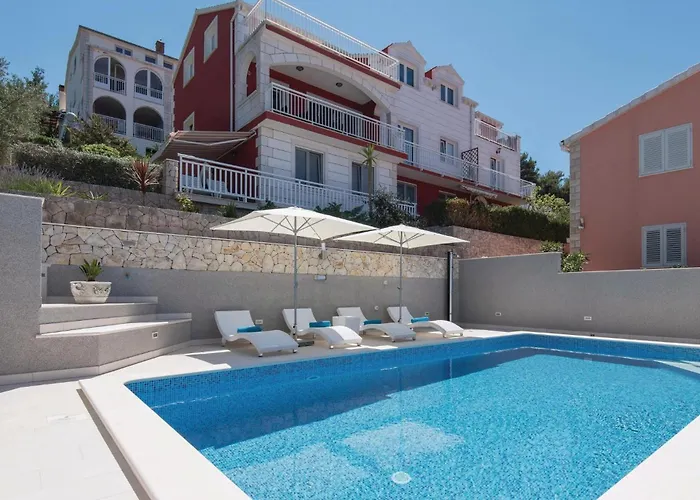 Two-bedroom In Διαμέρισμα Prigradica