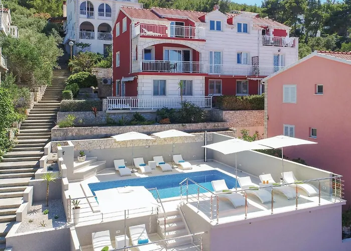 Two-bedroom In Prigradica